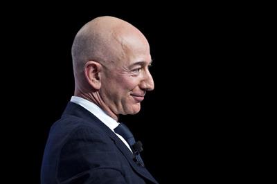Kinh tế Mỹ lao đao vì virus, tỷ phú Jeff Bezos vẫn có thêm 24 tỷ USD